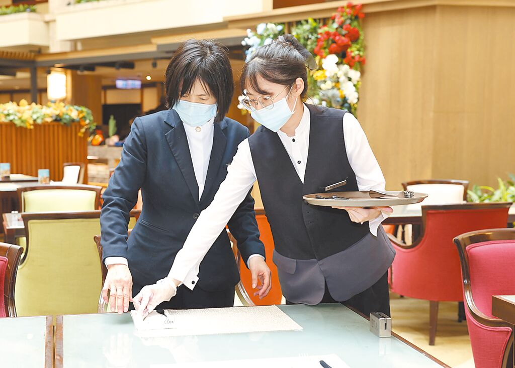 旅宿業呼籲開放移工以解缺工危機